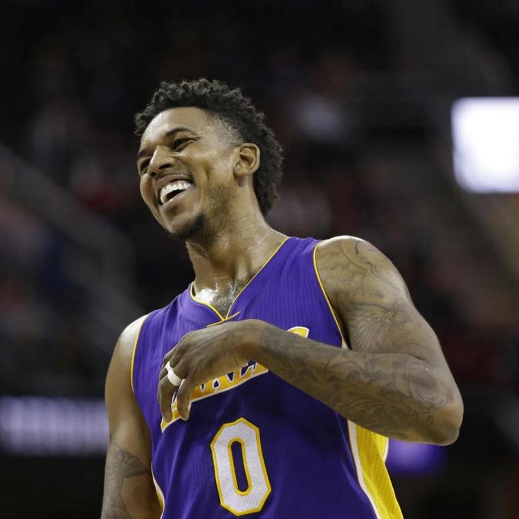 往往遵循 往往遵循